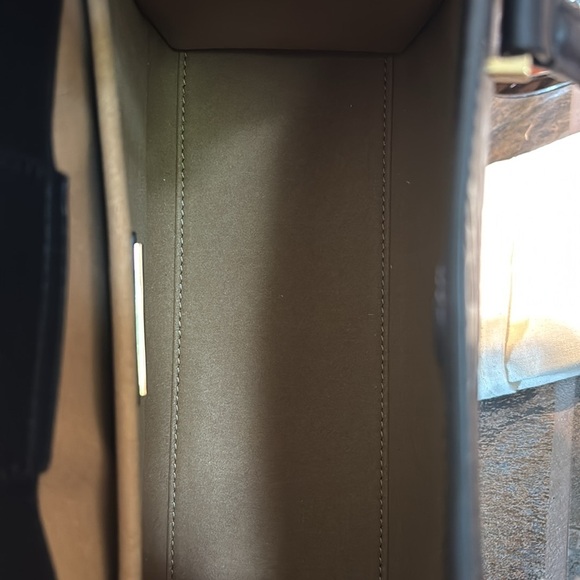 Tory Burch T Monogram Top-Handle Embossed Tote - EUC - Picture 3 of 7